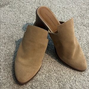 Lucky Brand Suede Tan Mules for Women size 9 heel slide in shoe